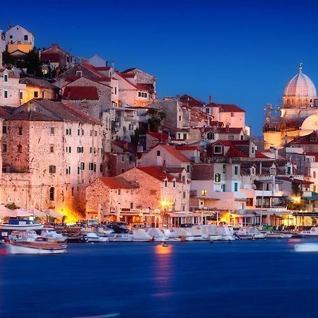 St. Clara Old Town Aparthotel Sibenik Ngoại thất bức ảnh