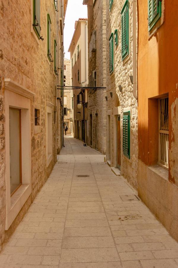 St. Clara Old Town Aparthotel Sibenik Ngoại thất bức ảnh