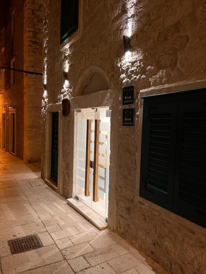 St. Clara Old Town Aparthotel Sibenik Ngoại thất bức ảnh